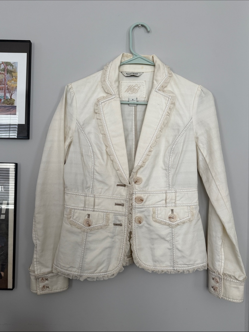 White House Black Market Ivory Ruffle Trim Fitted Blazer Jacket Size 0